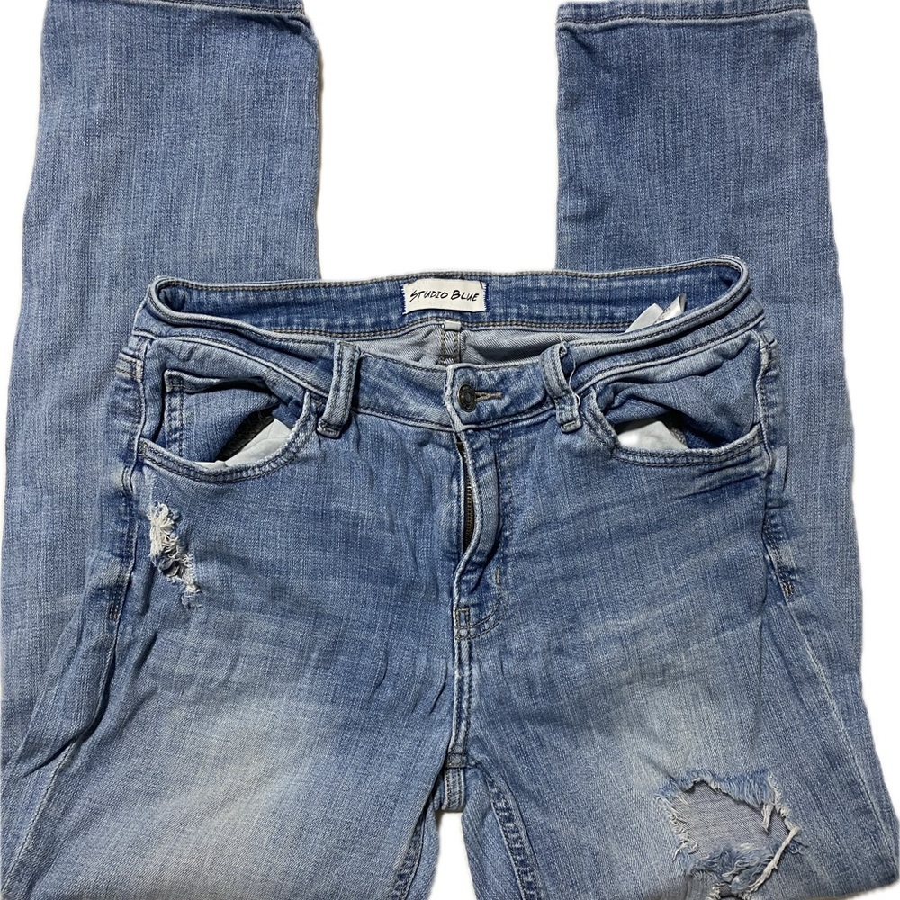 Studio Blue Light Wash Distressed Jeans 28